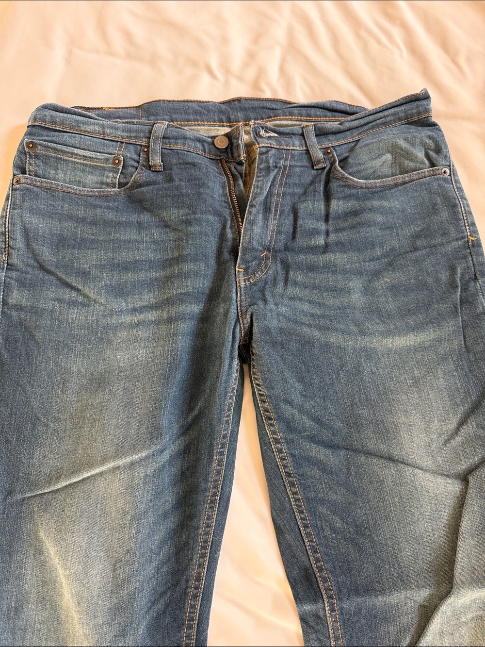 Levi's Blue Men's Denim Jeans with Leather Patch 541 - Picture 5 of 6